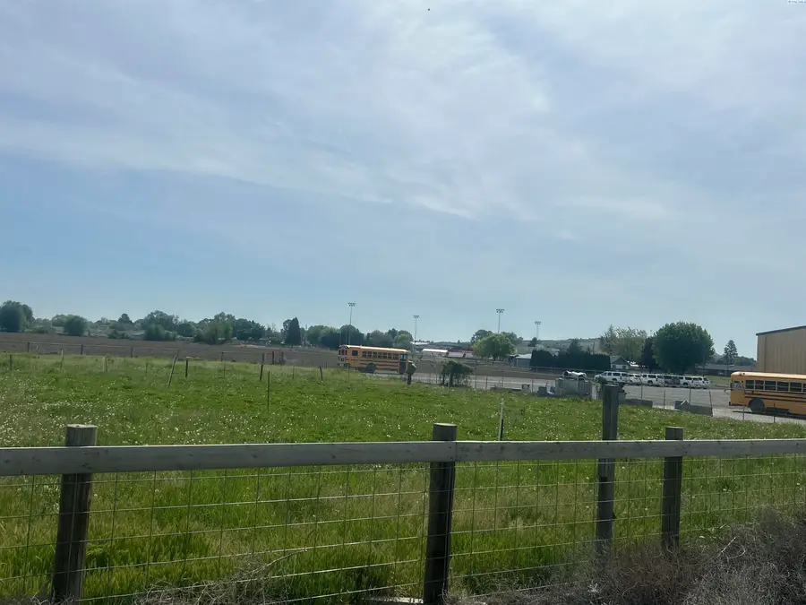 NKA 2nd Ave, Granger, WA 98932 - #2