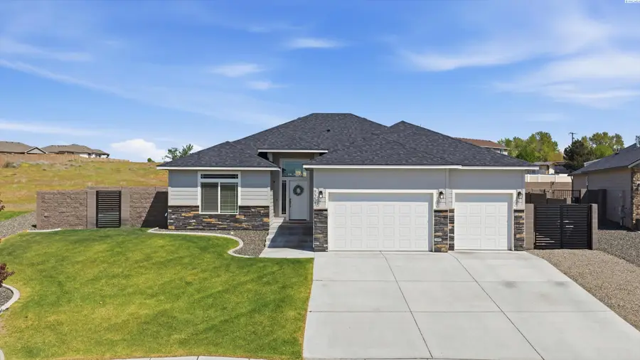 7207 Cornflower Dr, Pasco, WA 99301 - #2