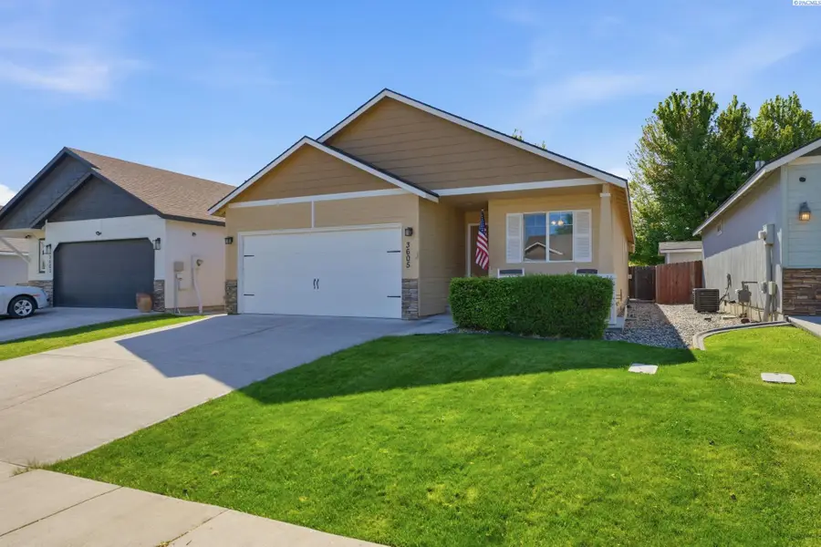 3605 W 22nd Ave, Kennewick, WA 99338 - #2