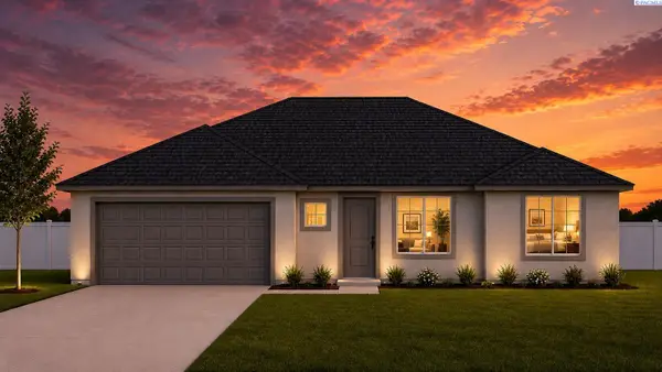 204 Olivera Street, Grandview, WA 98930