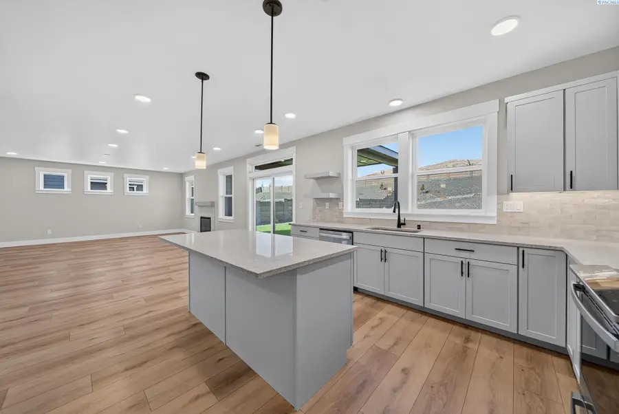 3522 Highview St., Richland, WA 99352 - #2