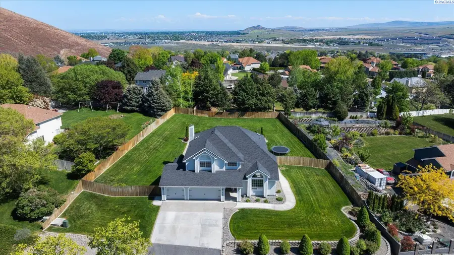 2780 Lapierre Canyon Dr., Kennewick, WA 99338 - #3