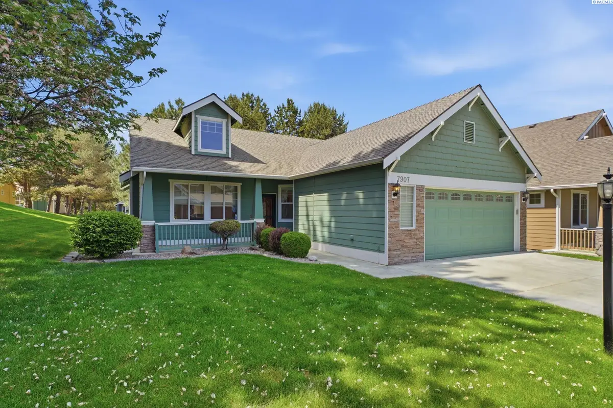 7907 W 20th Ave, Kennewick, WA 99338 - #1