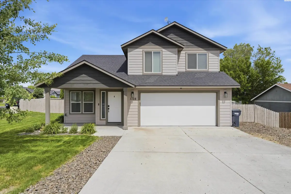 1108 Neptune Ave, Benton City, WA 99320 - #1