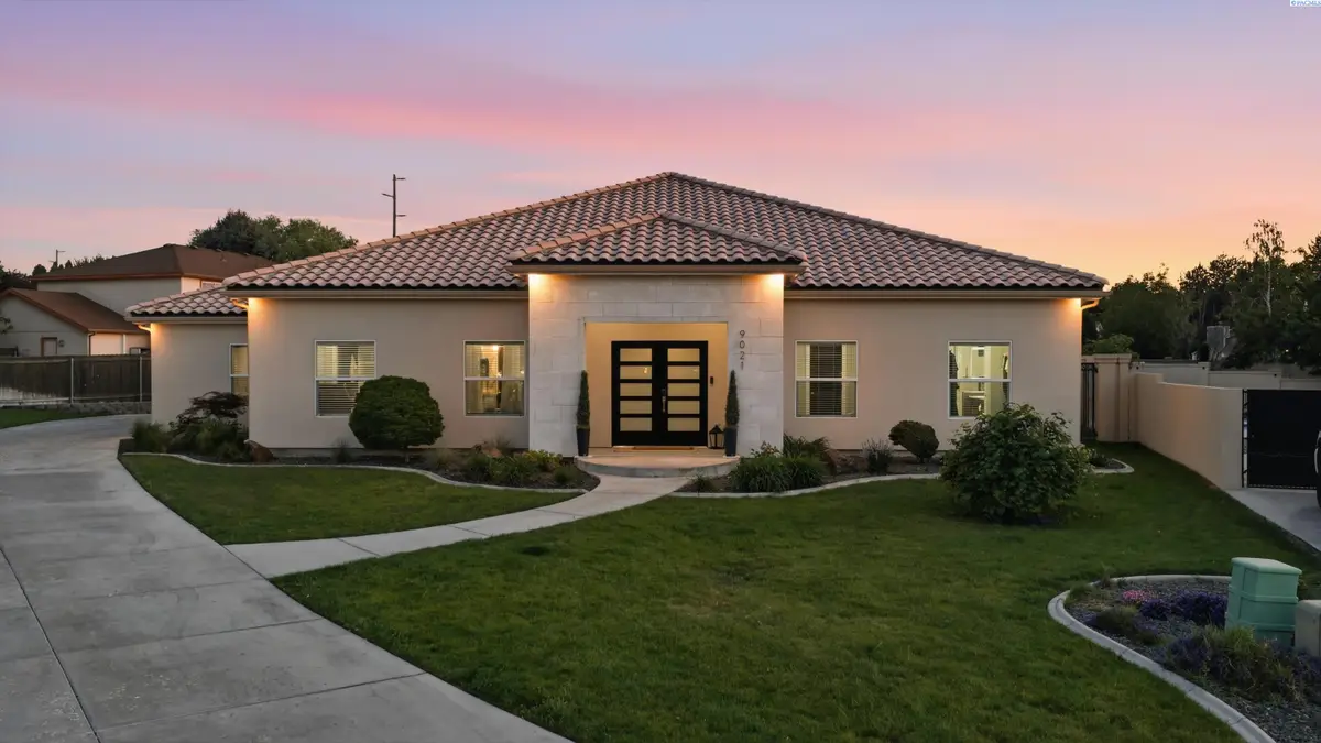 9021 W Rio Grande Ave, Kennewick, WA 99336 - #1