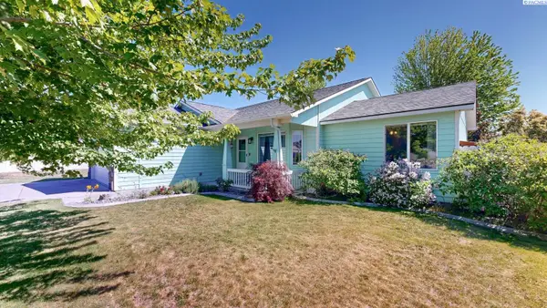5401 Seahawk Drive, West Richland, WA 99353