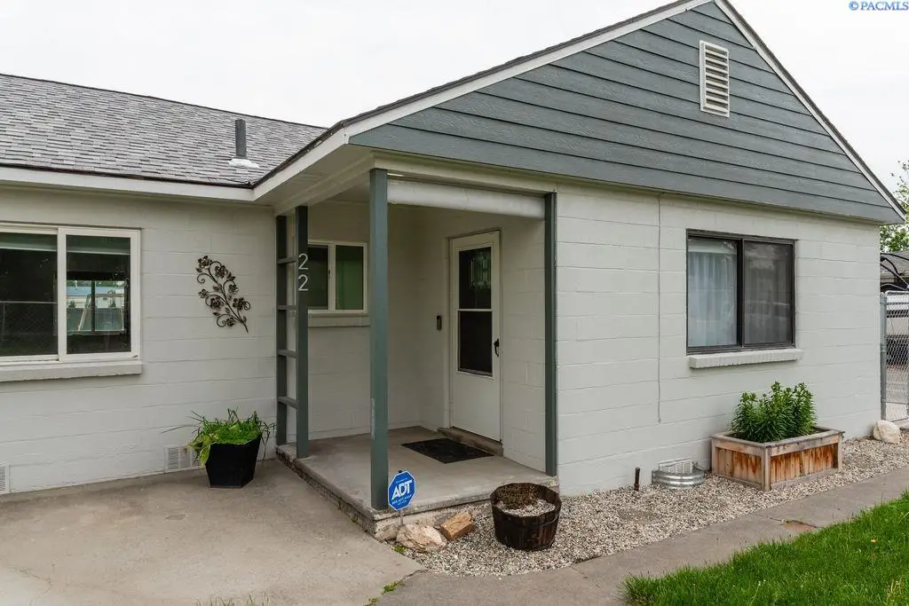 22 N Williams St, Kennewick, WA 99336 - #1
