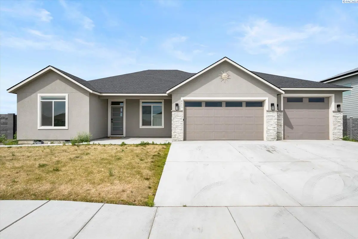 8613 Dusty Maiden Dr, Pasco, WA 99301 - #1