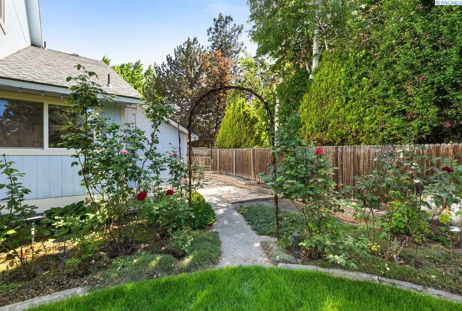 150 Englewood Dr., Richland, WA 99352 - #3