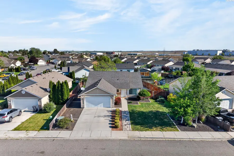 2511 E Parkview Boulevard, Pasco, WA 99301 - #3