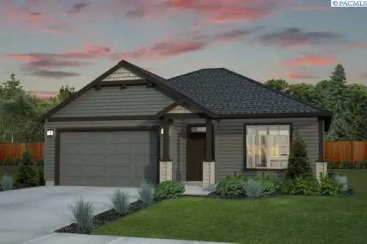 501 Sapphire Ave, Grandview, WA 98930 - #1
