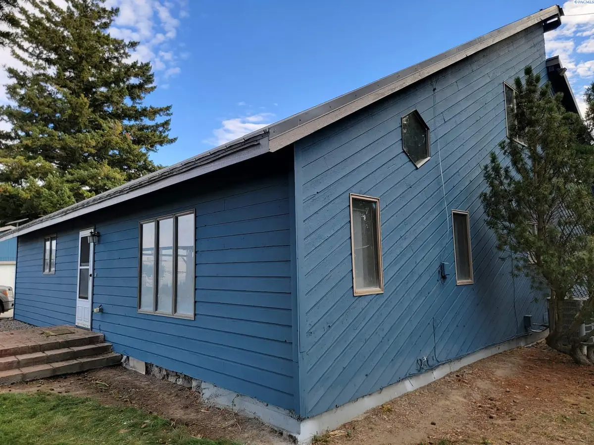 2241 Olmstead Rd, Grandview, WA 98930 - #1