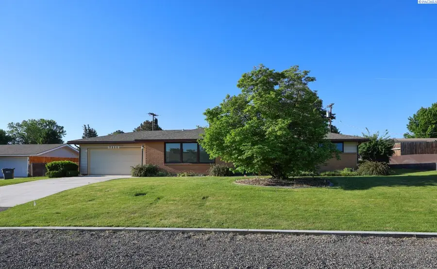 7111 W Willamette Avenue, Kennewick, WA 99336 - #2