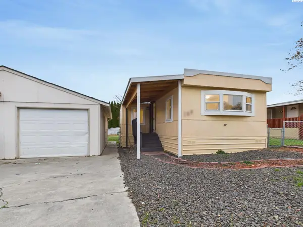 2105 N Steptoe St #168, Kennewick, WA 99336