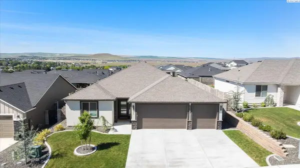 579 Lazio Way, Richland, WA 99352