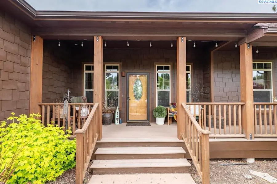 920 SW Center Street, Pullman, WA 99163 - #3