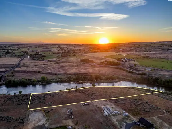 80456 N 757 Pr Nw, Prosser, WA 99350