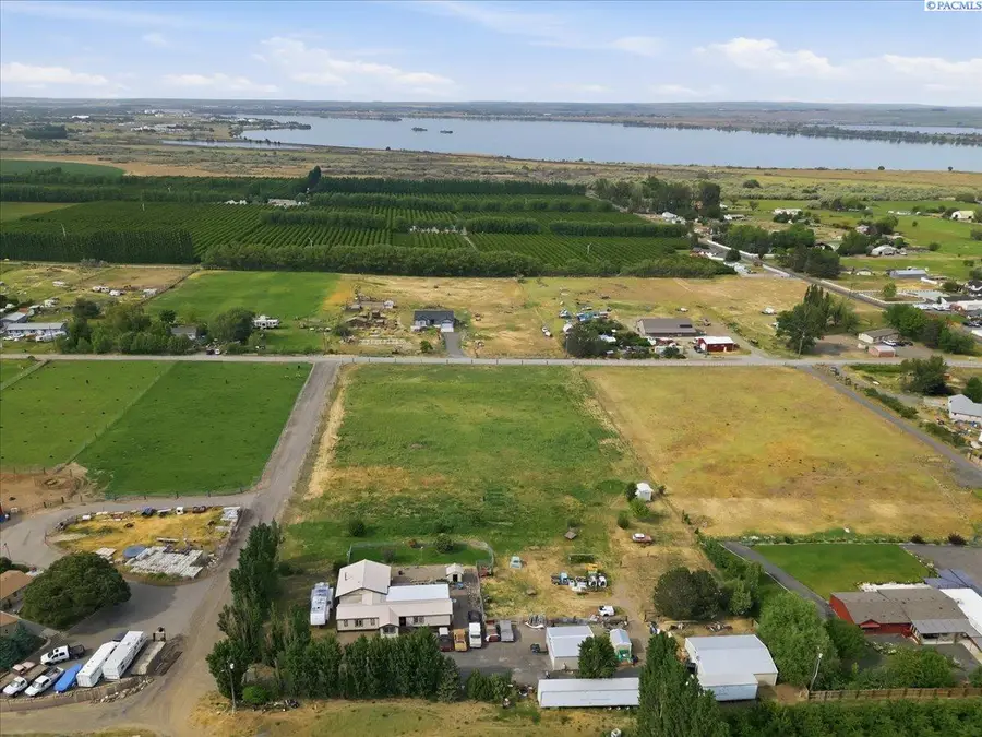 70301 S 2410 Prse, Kennewick, WA 99337 - #3