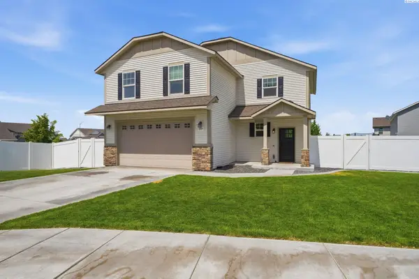4309 Santa Cruz Lane, Pasco, WA 99301