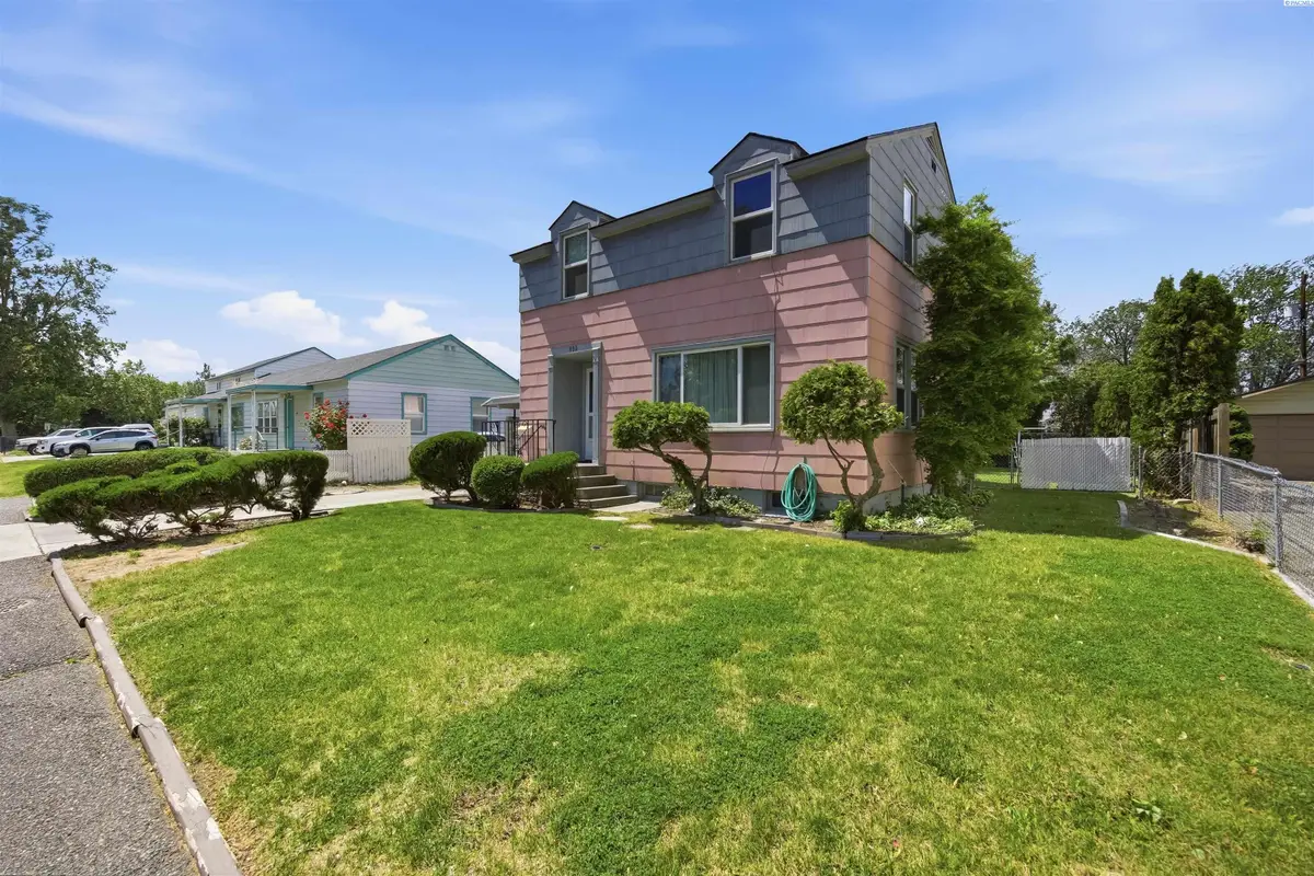 309 Barth Ave, Richland, WA 99352 - #1
