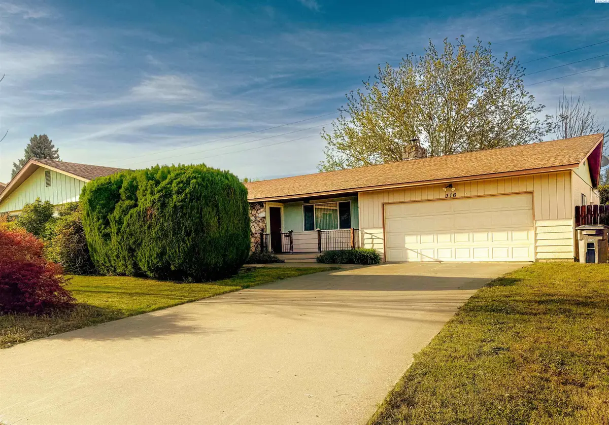 316 W 21st Ave, Kennewick, WA 99337 - #1