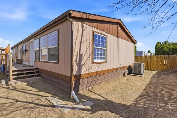 2105 N Steptoe Street #25 #25, Kennewick, WA 99336