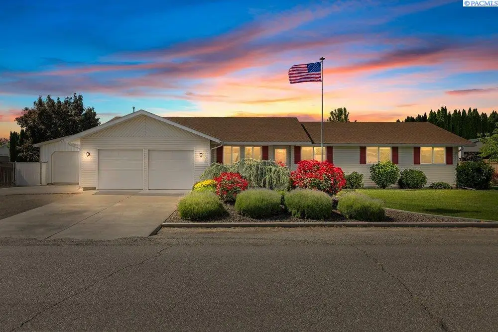 6307 W 10th Pl., Kennewick, WA 99338 - #1