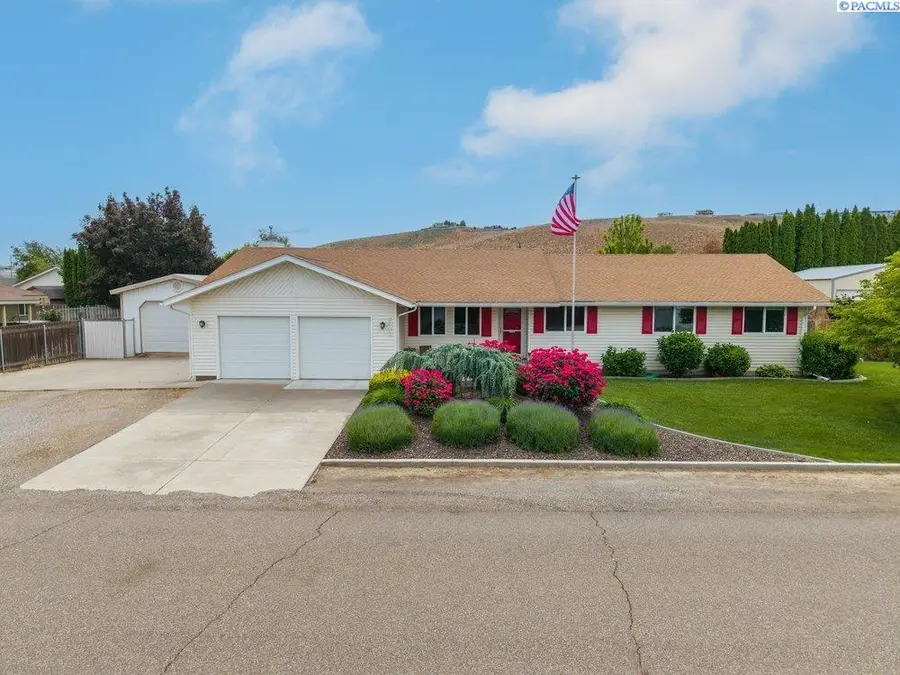 6307 W 10th Pl., Kennewick, WA 99338 - #2
