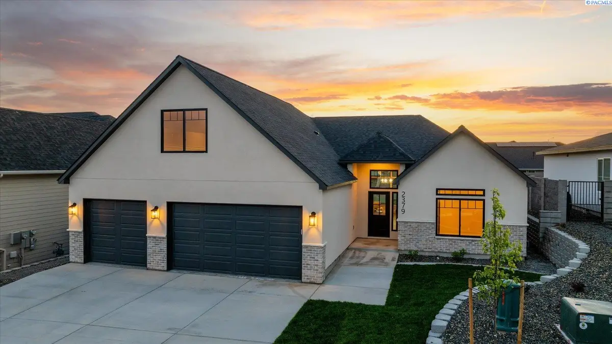 2379 Upriver Ave, Richland, WA 99352 - #1