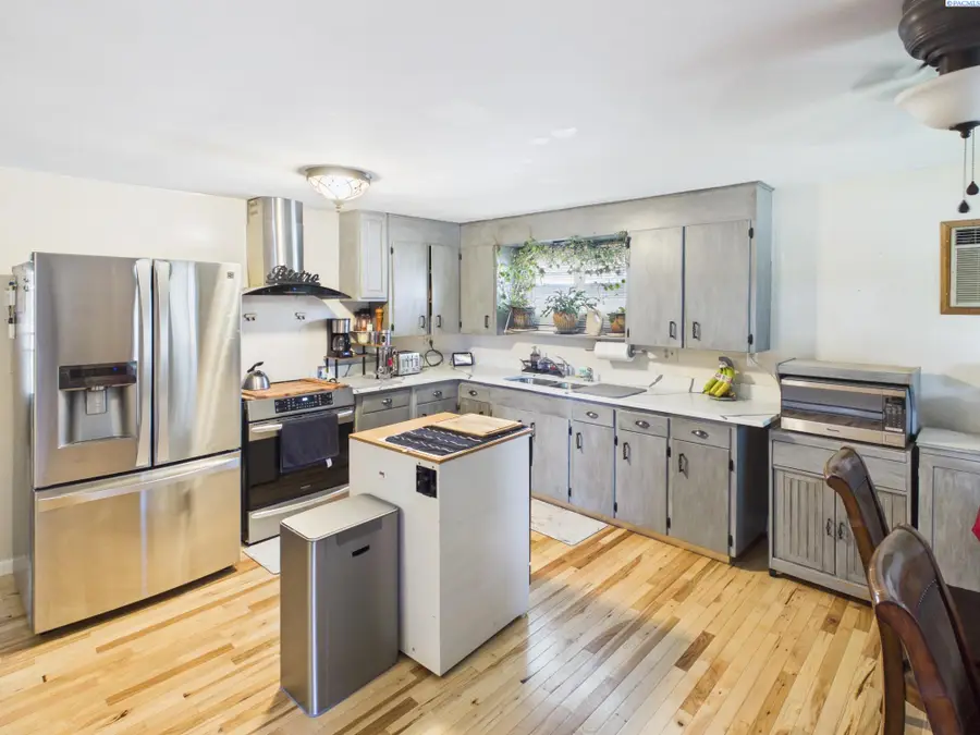 1504 Cherry Ave, Yakima, WA 98902 - #3