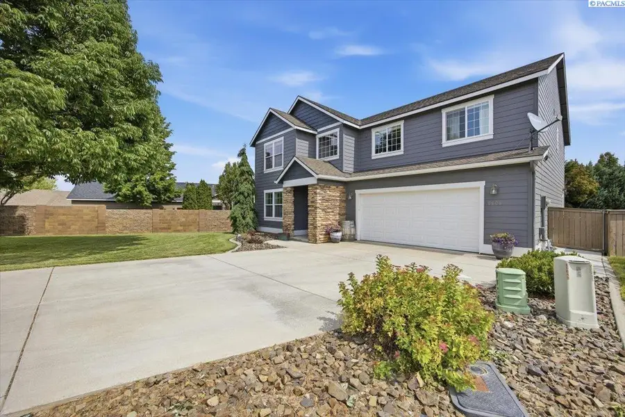 5606 W 24th, Kennewick, WA 99338 - #2