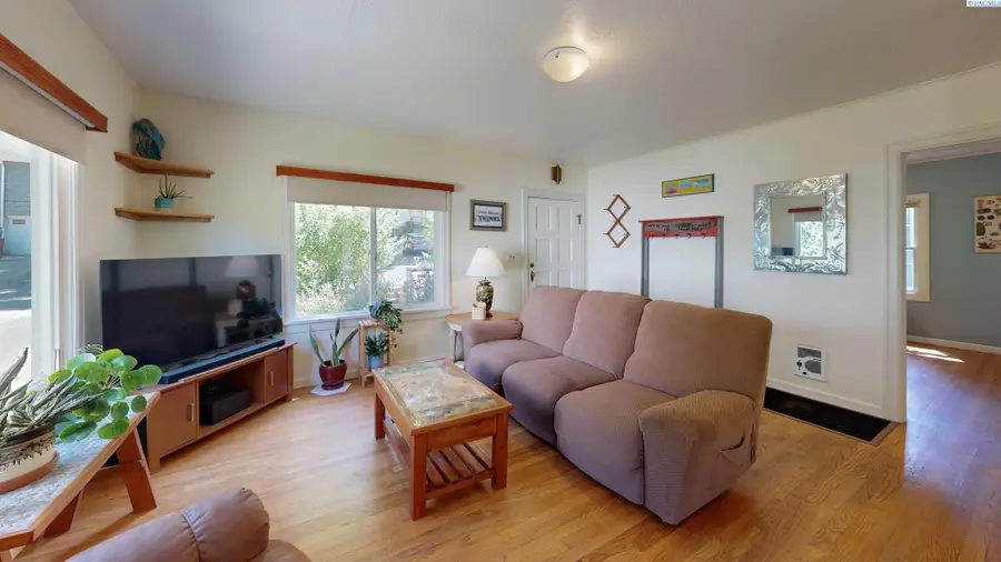 1045 NE Alfred Ln., Pullman, WA 99163 - #2