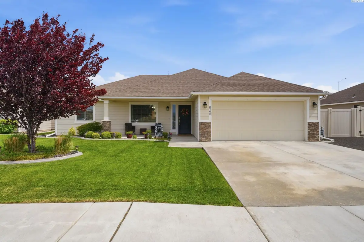 8205 Coldwater Dr, Pasco, WA 99301 - #1