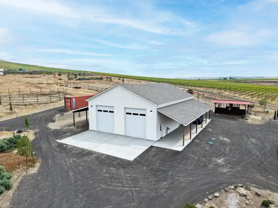 52929 E Kennedy Rd, Benton City, WA 99320 - #3