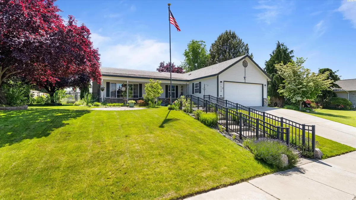 4110 Hilltop Dr, Pasco, WA 99301 - #1