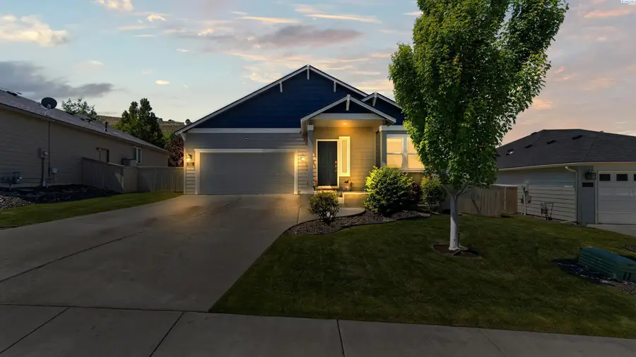 2010 S Kellogg Pl, Kennewick, WA 99338 - #2