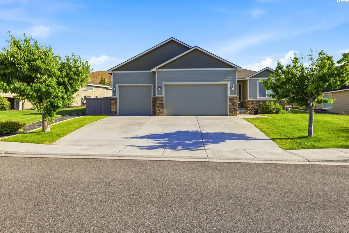 4651 Cowlitz Blvd, Richland, WA 99352 - #1