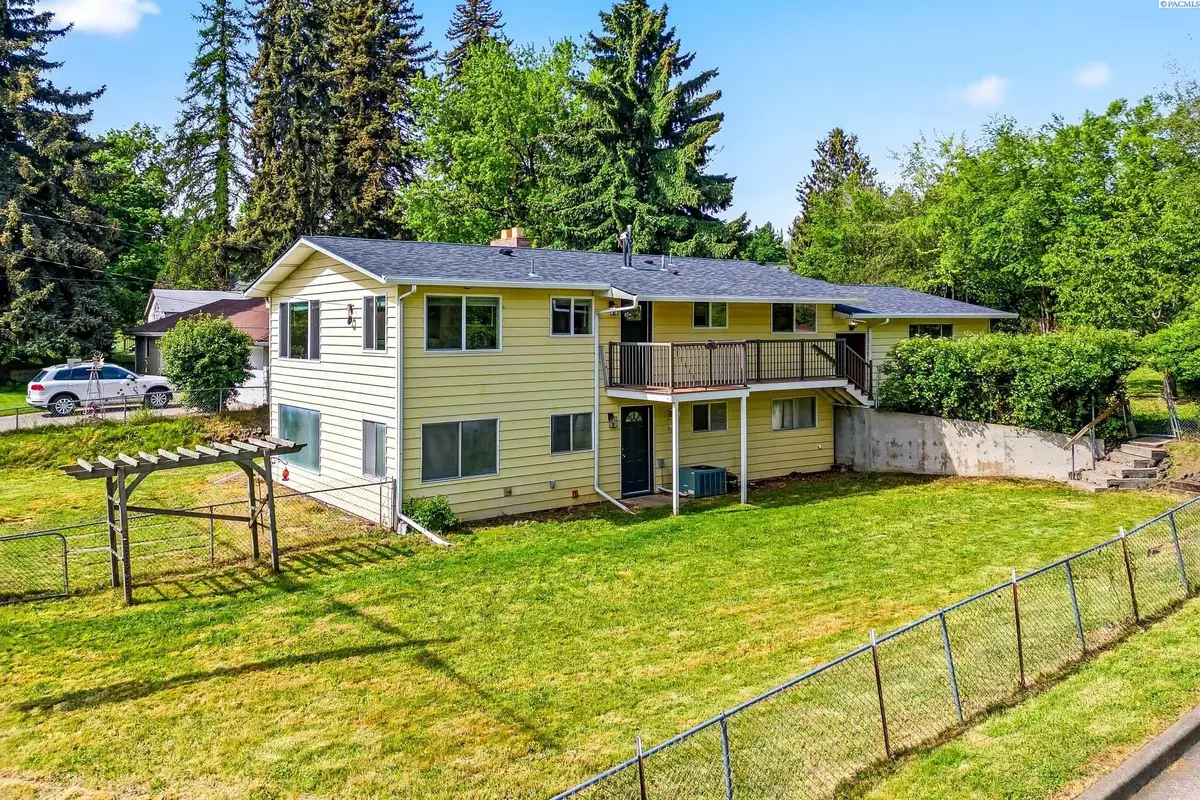 655 SE Jackson St., Pullman, WA 99163 - #1