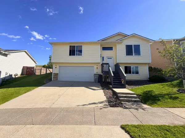 1255 SW Latour Peak, Pullman, WA 99163