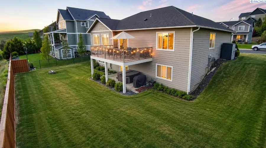 2325 NW Valley View Drive, Pullman, WA 99163 - #2
