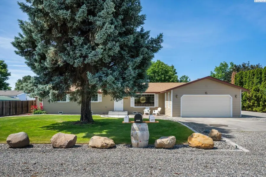 10012 W Argent Rd, Pasco, WA 99301 - #2