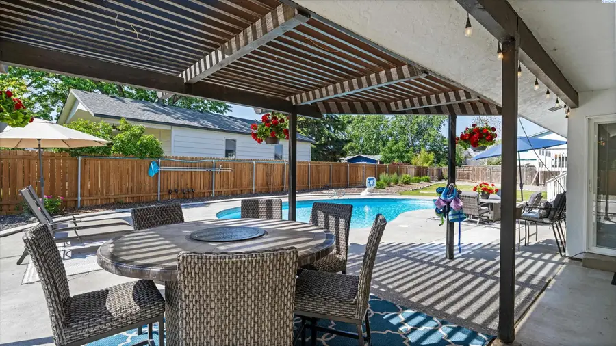 702 N Sheppard Place, Kennewick, WA 99336 - #3