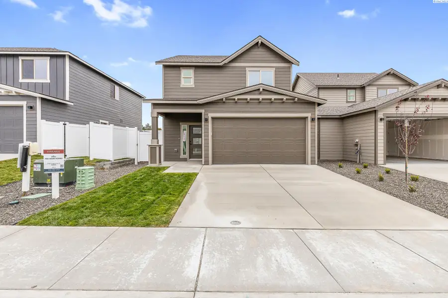 7479 Grapevine Ct, West Richland, WA 99353 - #3