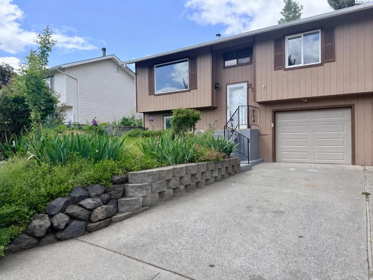 376 NW Dillon Street, Pullman, WA 99163 - #1