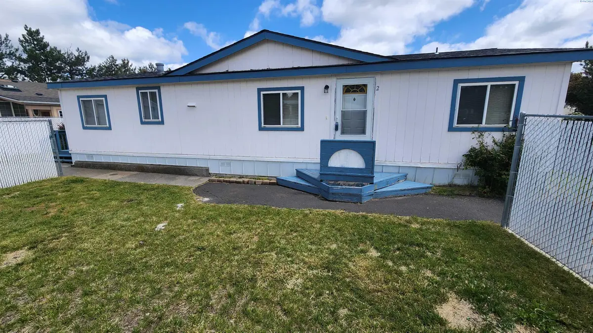 260 NW Golden Hills Dr #2, Pullman, WA 99163 - #1