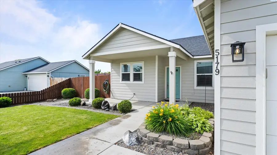 5179 Pinehurst St, West Richland, WA 99353 - #3