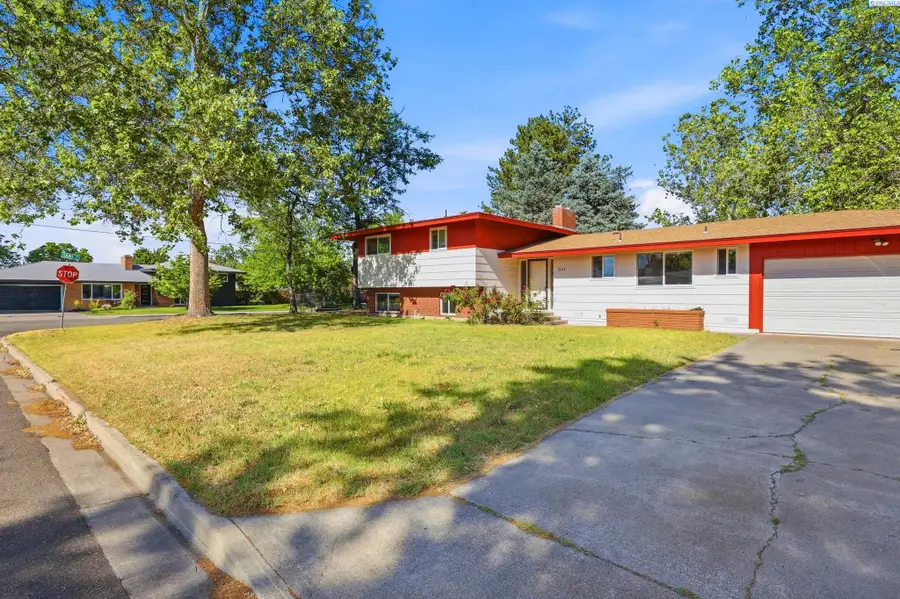 2144 Hamilton Ave, Richland, WA 99354 - #2