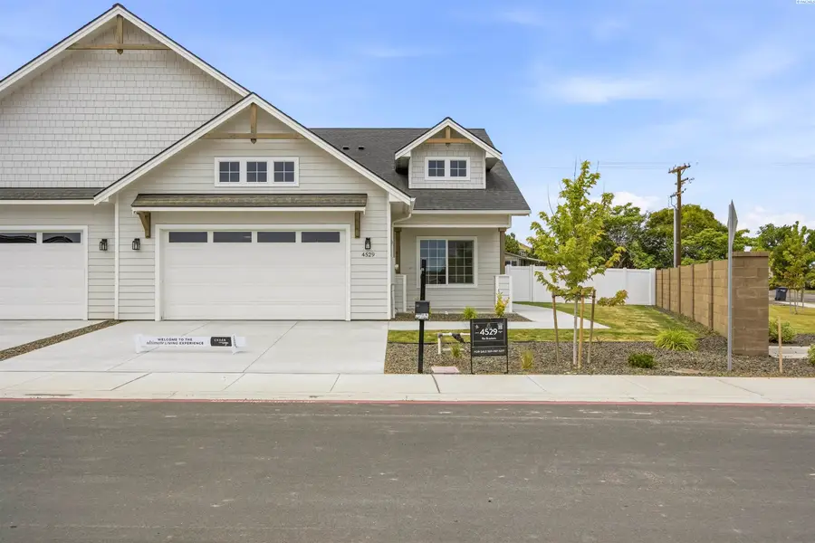 4529 Grove Court, West Richland, WA 99353 - #3