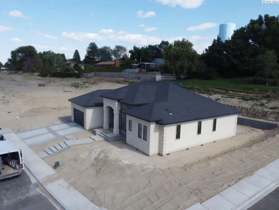 725 Vine Ave Lot 28, Sunnyside, WA 98944 - #2