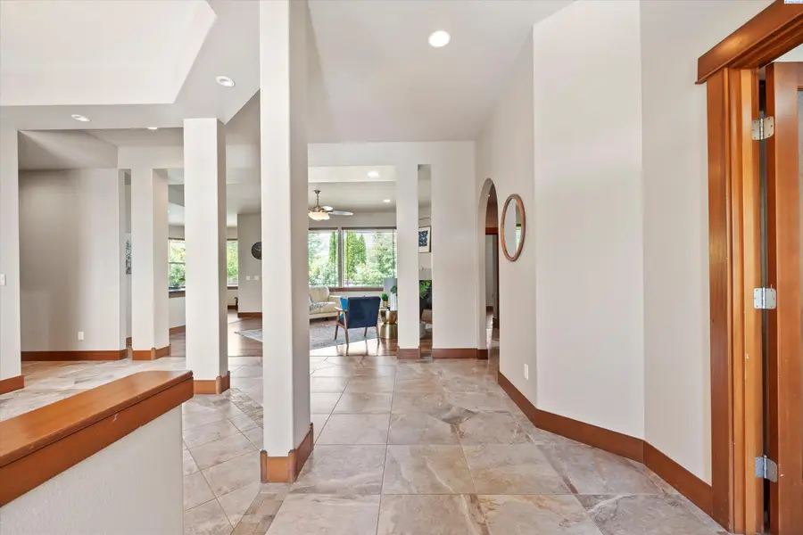 534 Lodi Loop, Richland, WA 99352 - #3